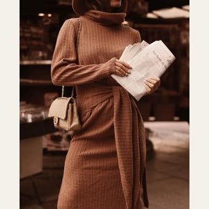 New  AUDREY LEIGHTON DESIGN SWEATER WRAP DRESS IN CAMEL